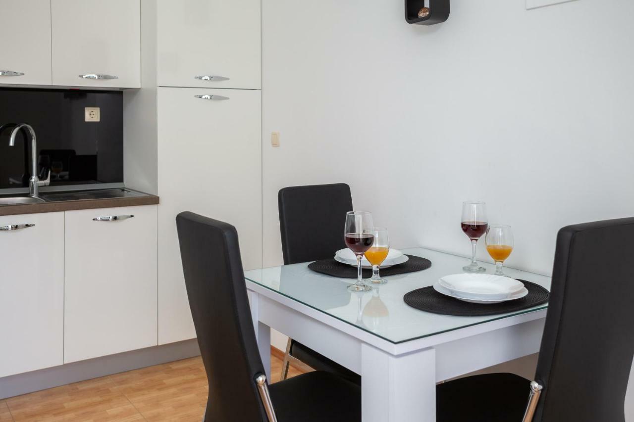 Fba Family Beach Apartments Omis Luaran gambar